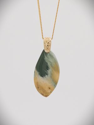 Moko Pounamu Gilt Jewellery Roimata (Teardrop) NZ Genuine Inanga Flower Greenstone & 9ct Gold - Tihiroa