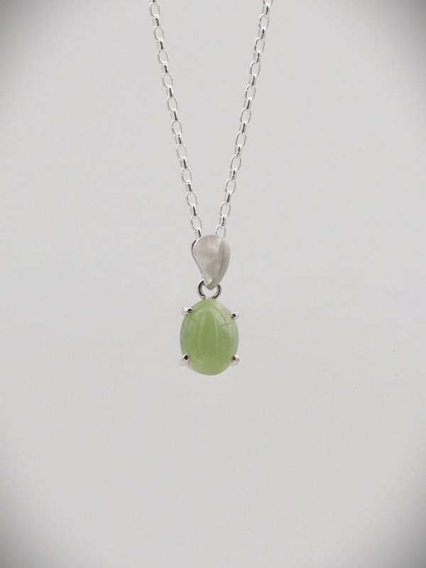 Moko Pounamu NZ Genuine Inanga Greenstone and Sterling Silver Cats Eye Pendant - Pirongia