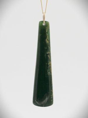 Moko Pounamu Kuru (Drop) NZ Genuine Marsden Flower Greenstone, 9ct Gold & Diamond Pendant - Waiiti