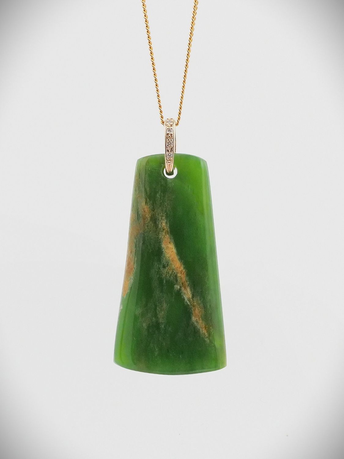Moko Pounamu Kuru (Drop) NZ Genuine Kahurangi Flower Greenstone, 9ct Gold & Diamond Pendant - Tahora