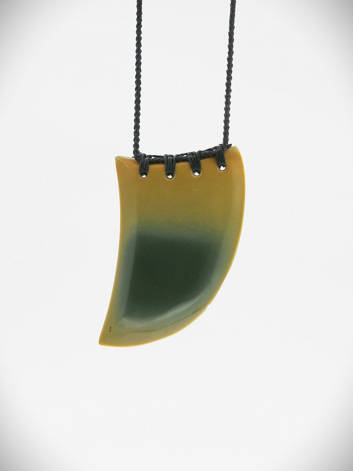 Moko Pounamu Rei Niho NZ Genuine Raukaraka Greenstone - Paerau