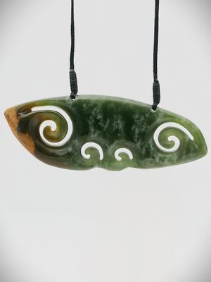 Moko Pounamu Kouma (Breastplate) NZ Genuine Kahotea Flower Greenstone - Mangatiti