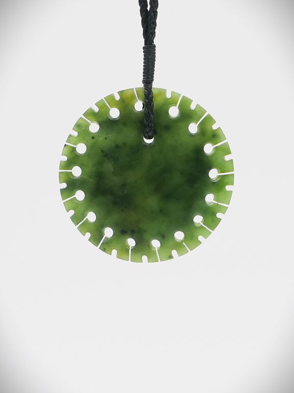 Moko Pounamu Notched Porohita (Disc) NZ Genuine Kawakawa Greenstone - Omakere