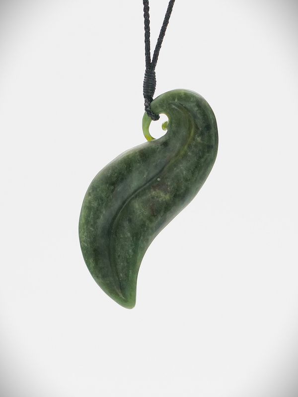 Moko Pounamu Artistic Leaf NZ Genuine Kawakawa Greenstone - Pakeke