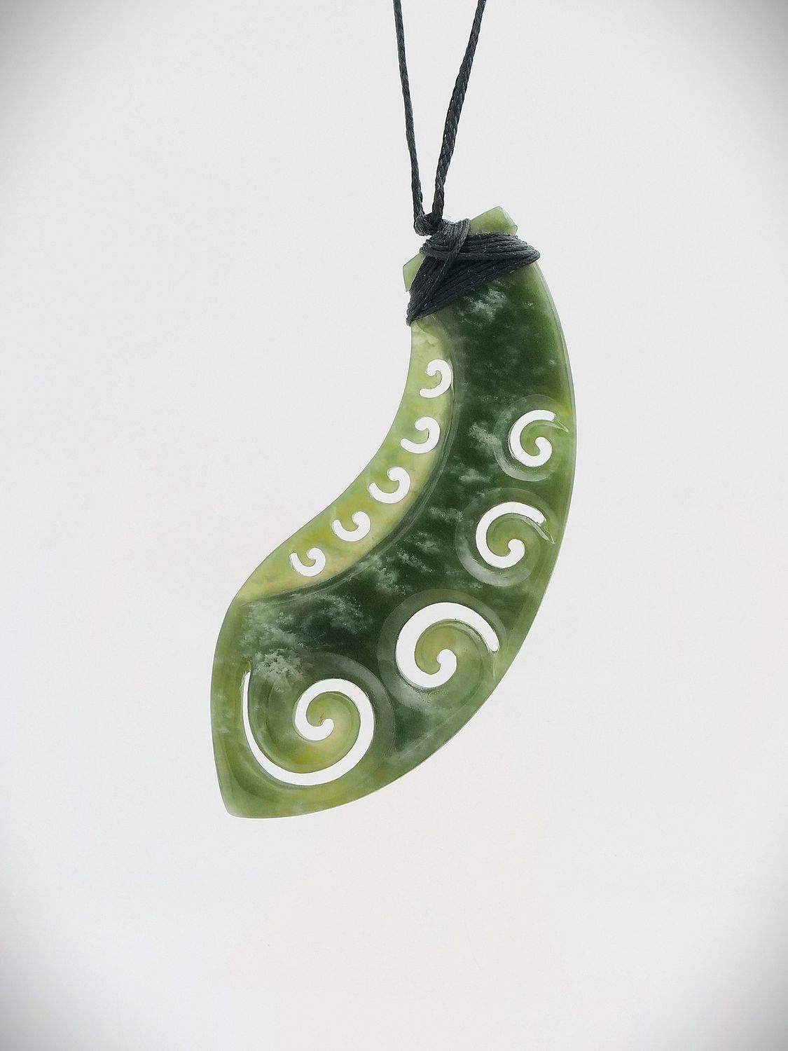 Moko Pounamu Contemporary Design NZ Genuine Kahotea Greenstone - Kereru