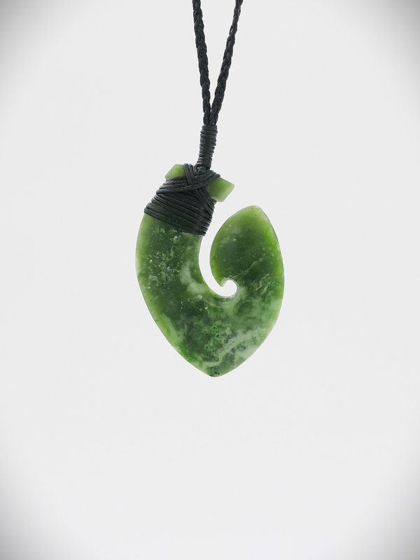 Moko Pounamu Hei Matau (Hook) NZ Genuine Kahotea Greenstone - Paerata