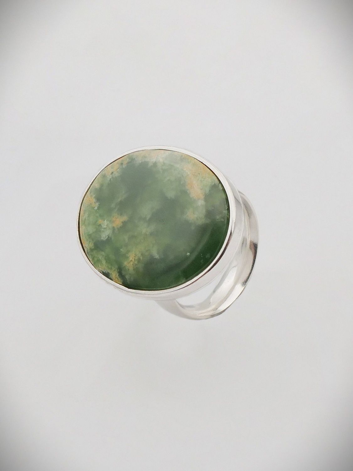 Moko Pounamu Ana Krakosky NZ Genuine Kahurangi Flower Greenstone & Sterling Silver Oval Ring - Makarau