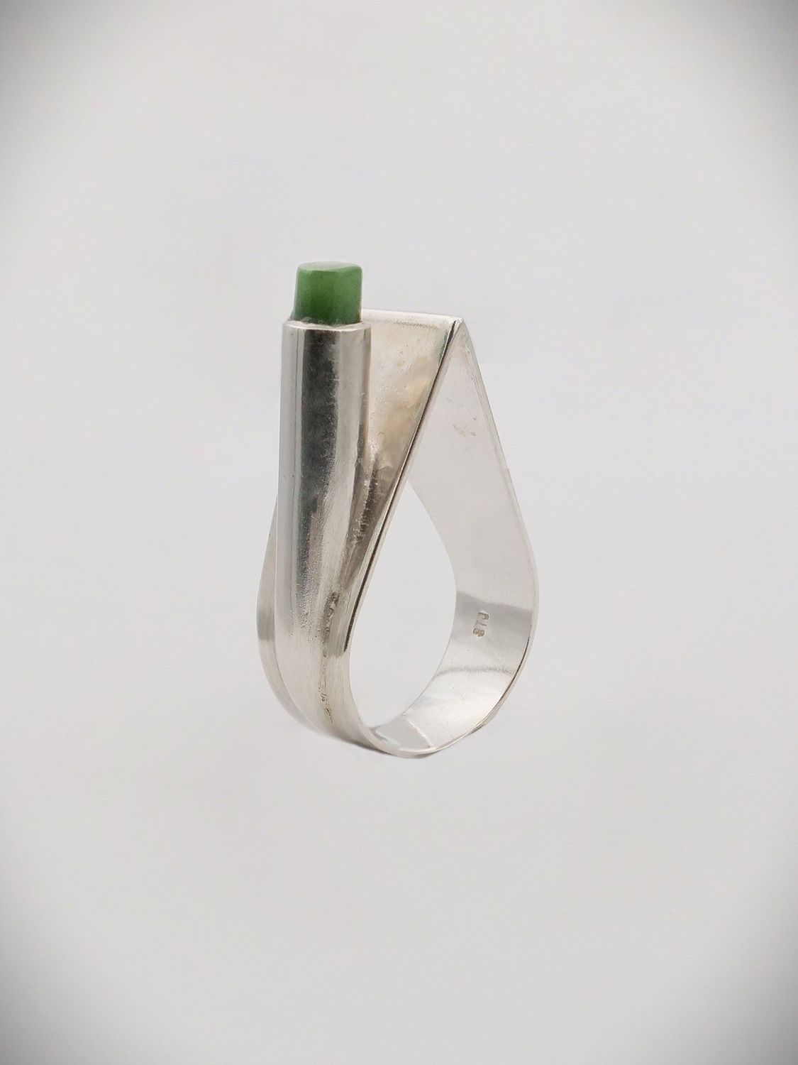 Moko Pounamu Ana Krakosky NZ Genuine Kahurangi Greenstone & Sterling Silver Contemporary Whare Ring - Whare