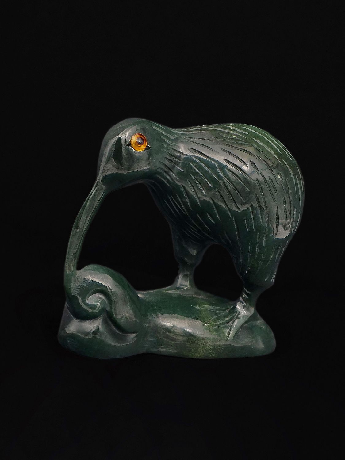 Moko Pounamu Kiwi Sculpture NZ Genuine Kawakawa Greenstone - Taihape