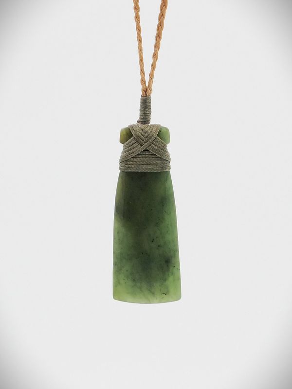 Moko Pounamu Toki NZ Genuine Kawakawa Greenstone - Oueroa