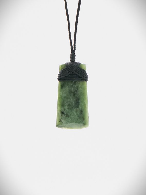 Moko Pounamu Pepe Toki NZ Genuine Kokopu Greenstone - Tokomaru