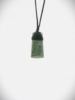 Moko Pounamu Pepe Toki NZ Genuine Kokopu Greenstone - Akitio