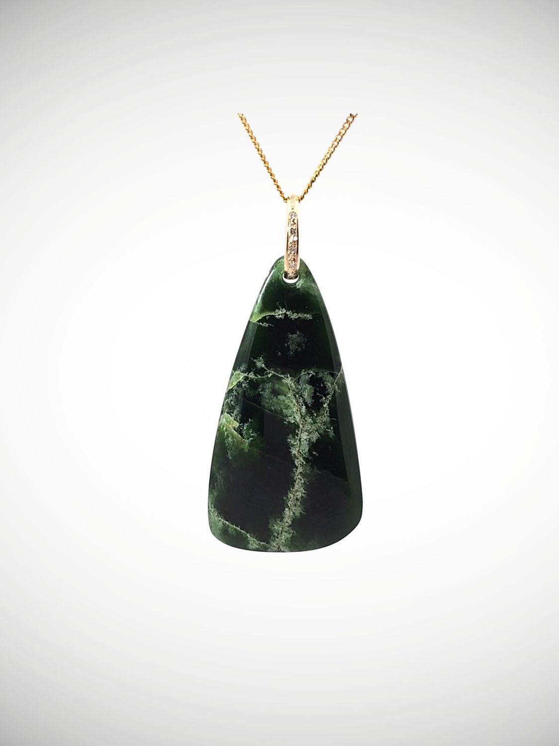 Moko Pounamu Gilt Jewellery Roimata (Teardrop) NZ Genuine Kawakawa Flower Greenstone & 9ct Filigree Gold & Diamond - Uratane
