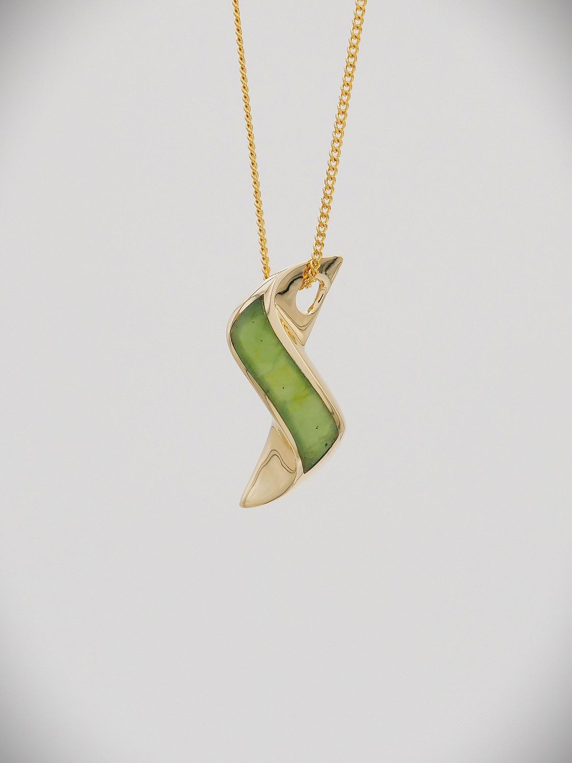 Moko Pounamu NZ Genuine Kahurangi Greenstone and 9ct Gold Pendant