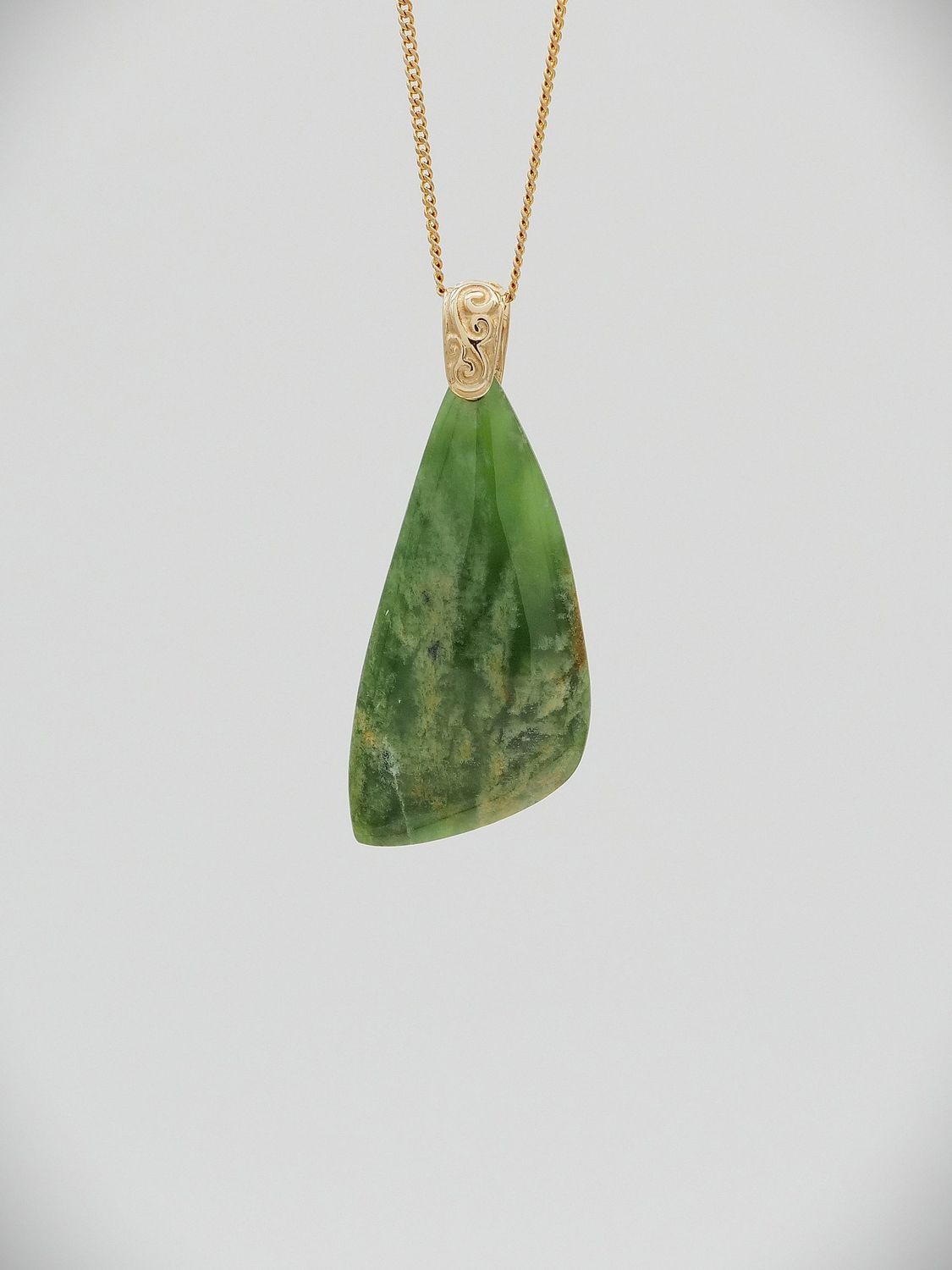 Moko Pounamu Kuru (Drop) NZ Genuine Kahurangi Flower Greenstone & 9ct Gold - Awarua