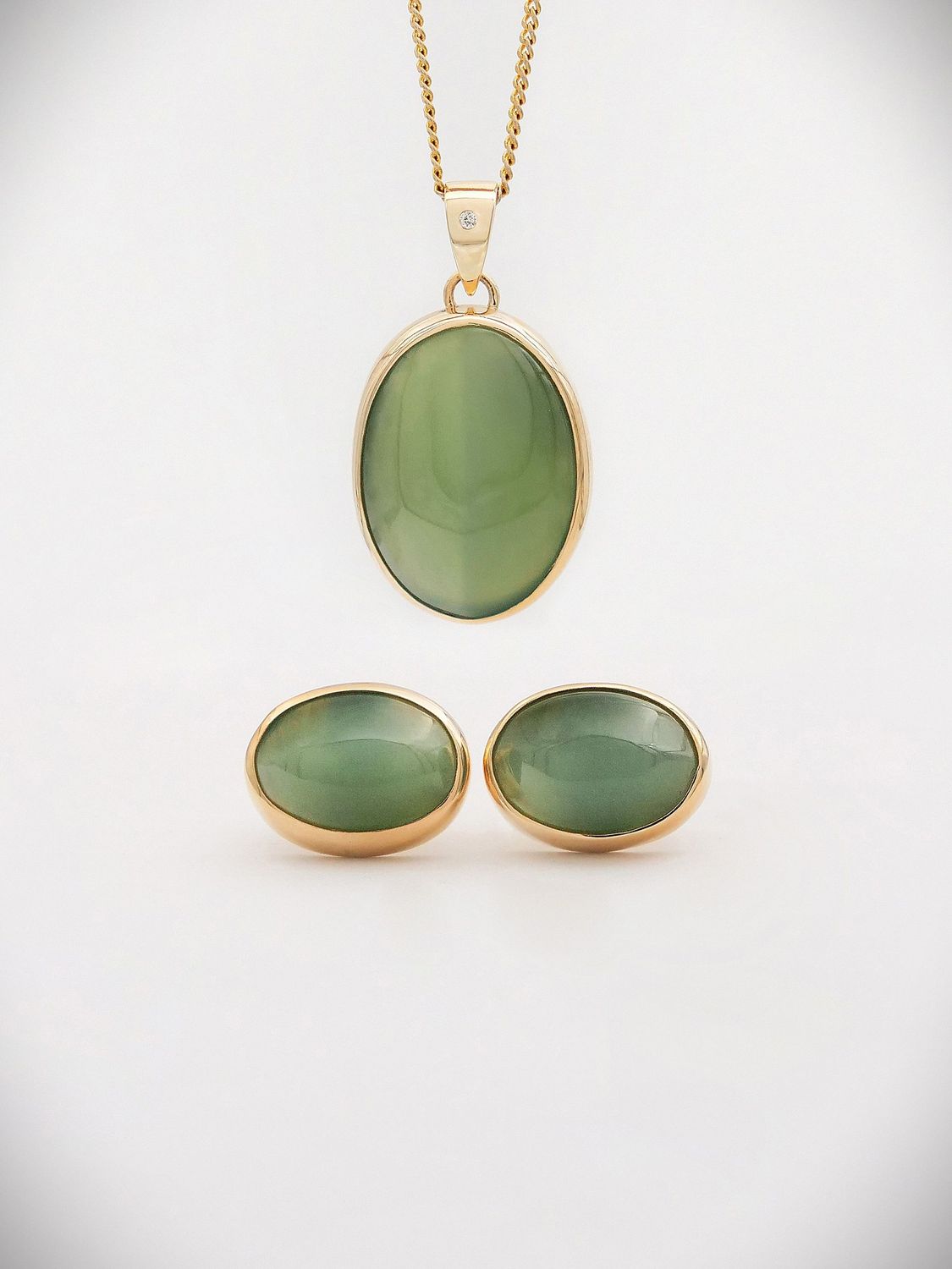 Moko Pounamu NZ Genuine Inanga Greenstone, 9ct Gold Cats Eye & Diamond Pendant & Earring Set - Waiohiki