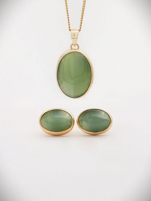 Moko Pounamu NZ Genuine Inanga Greenstone, 9ct Gold Cats Eye & Diamond Pendant & Earring Set - Waiohiki