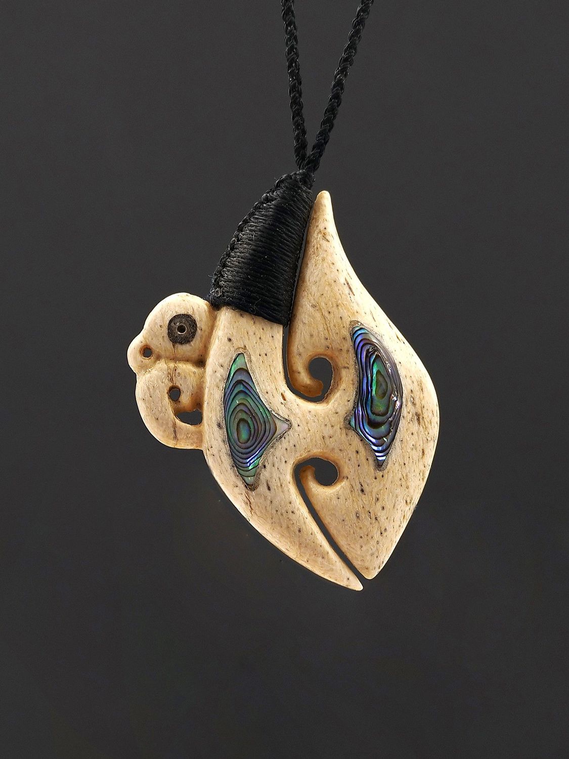 Moko Pounamu,  Manaia Genuine Whale Bone Carving - Pakipaki