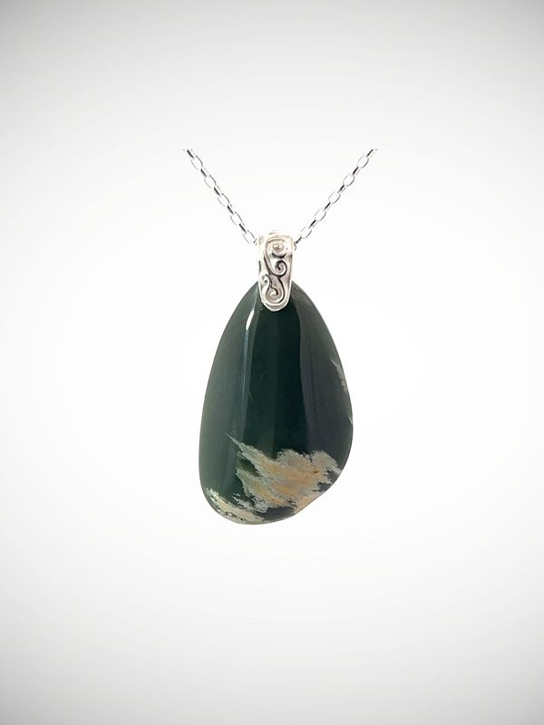 Moko Pounamu Roimata (Teardrop) NZ Genuine Inanga Greenstone with Sterling Silver bail - Manuhaea