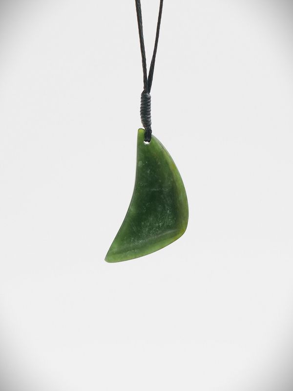 Moko Pounamu Kuru Drop NZ Genuine Kawakawa Greenstone - Kiritaki