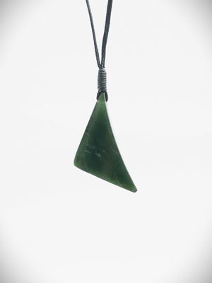Moko Pounamu Kuru Drop NZ Genuine Kawakawa Greenstone - Umutoi