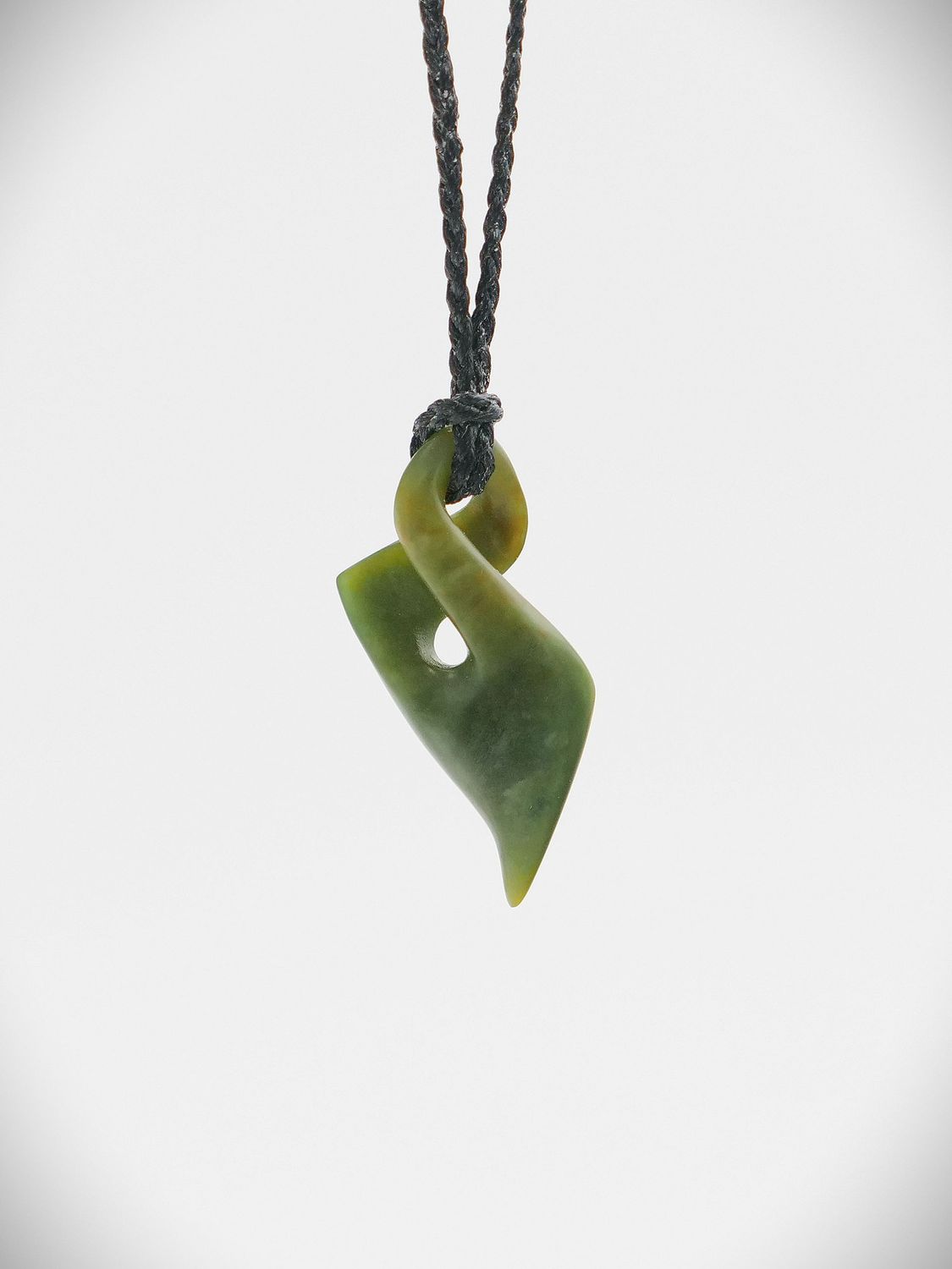 Moko Pounamu Pikorua (Twist) NZ Genuine Raukaraka Greenstone - Oueroa