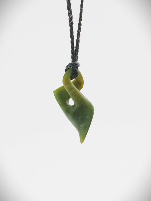 Moko Pounamu Pikorua (Twist) NZ Genuine Raukaraka Greenstone - Oueroa