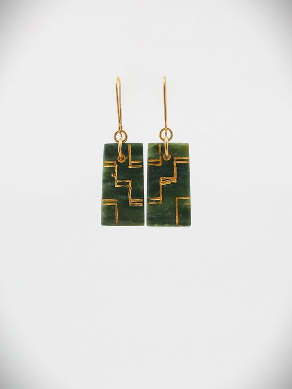 Moko Pounamu Ana Krakosky NZ Genuine Kawakawa Greenstone &  Gold Accent Earrings - Poutama