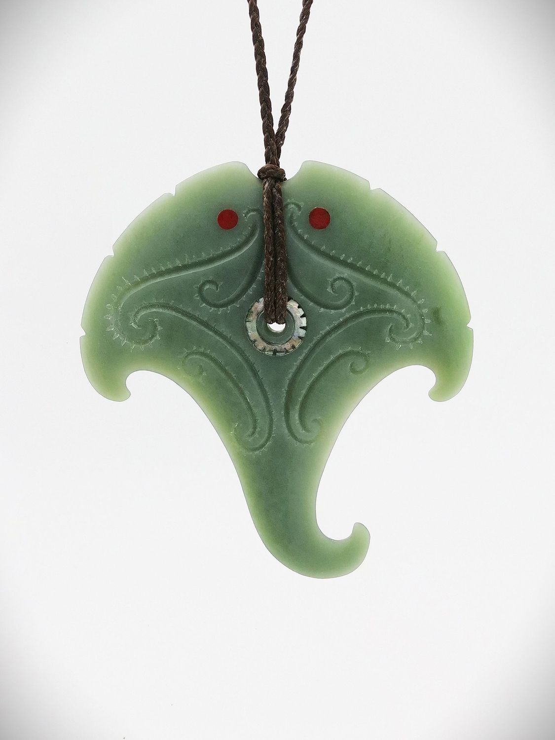 Moko Pounamu Manta Ray NZ Genuine Inanga Greenstone - Mokaikai