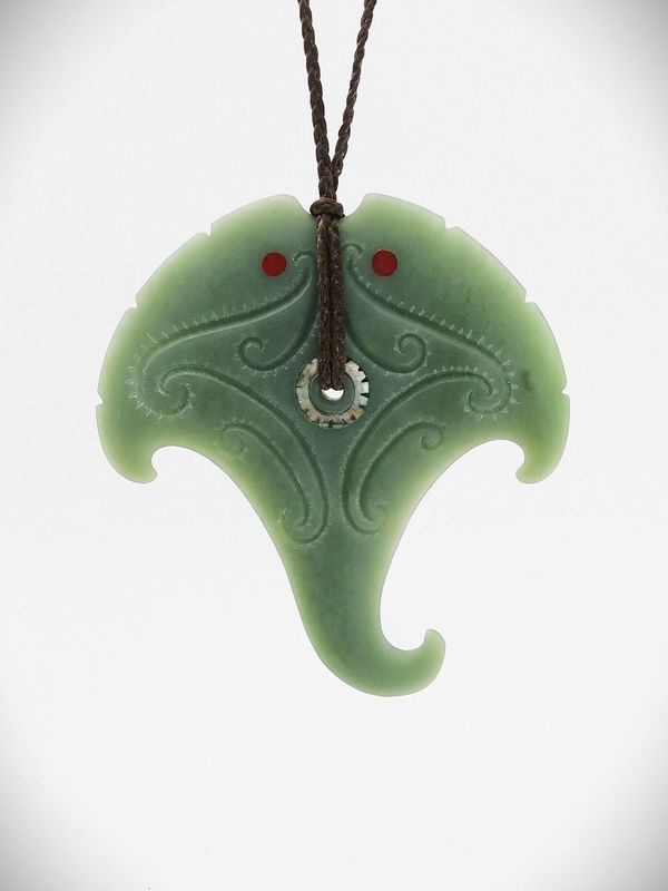 Moko Pounamu Te Whai Rahi (Manta Ray) NZ Genuine Inanga Greenstone - Mokaikai