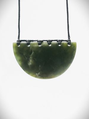Moko Pounamu Kouma (Breastplate) NZ Genuine Kawakawa Greenstone - Kuratau