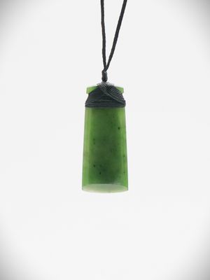 Moko Pounamu Toki NZ Genuine Kahurangi Greenstone - Te Awanga