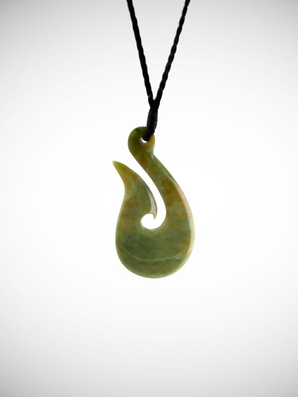 Moko Pounamu Hei Matau (Hook) NZ Genuine Kahotea Greenstone - Papatara