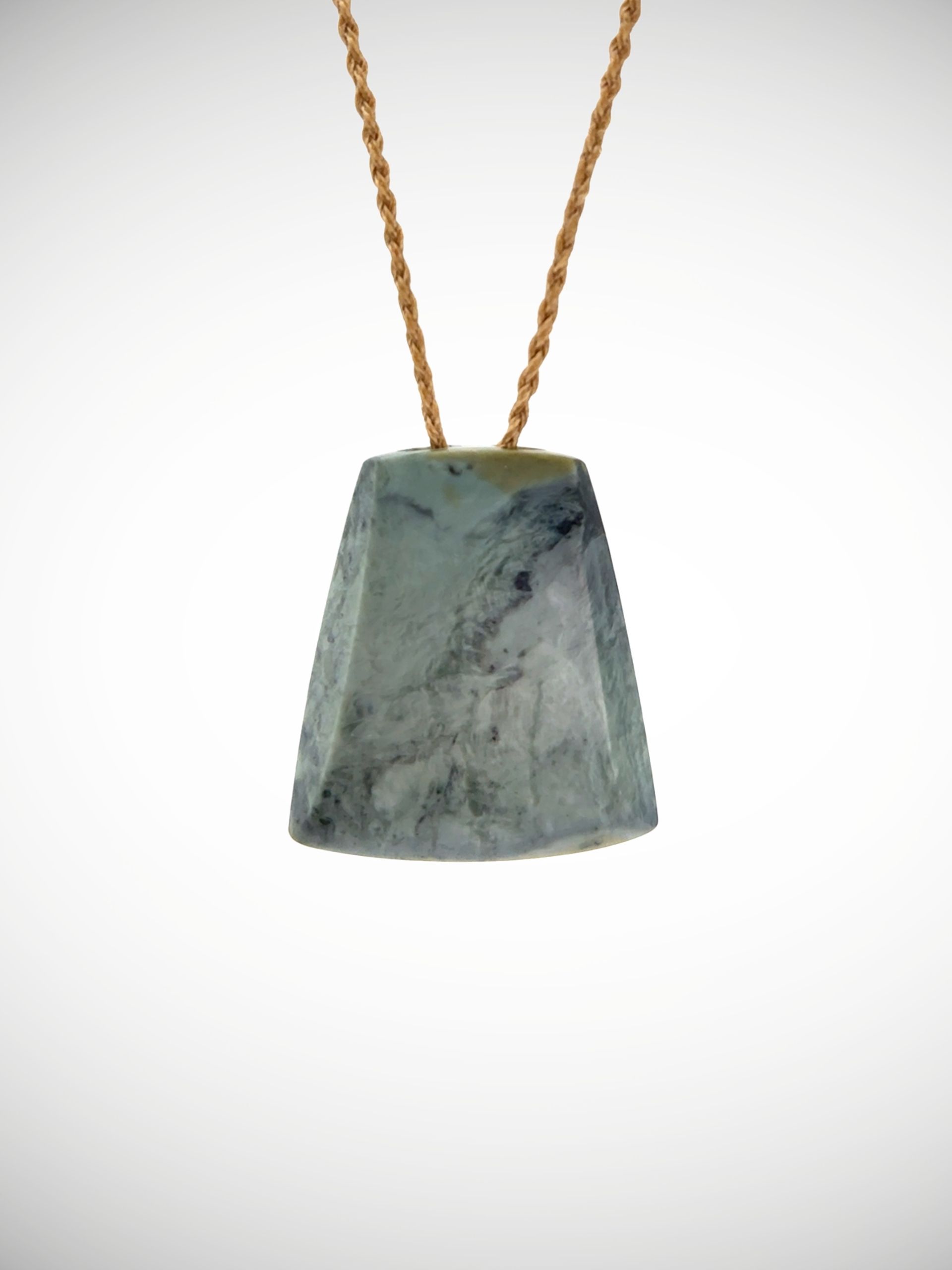 Moko Pounamu Toki NZ Genuine Nelson Jade Te Tau Ihu Greenstone - Maukakukuta