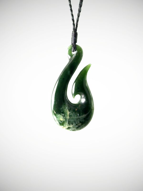 Moko Pounamu Hei Matau (Hook) NZ Genuine Kawakawa Flower Greenstone - Te Puhituia