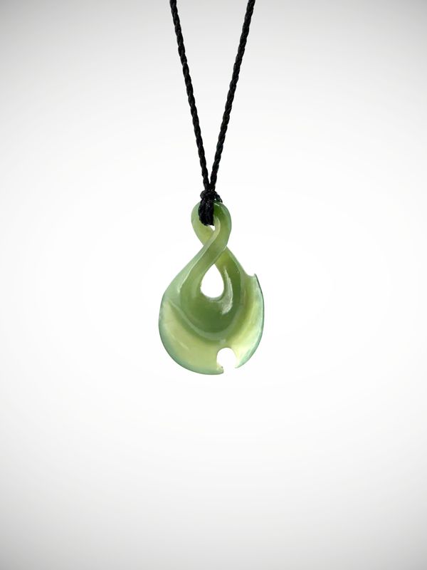Moko Pounamu Single Pikorua (Twist) NZ Genuine Inanga Greenstone - Te Puhituia