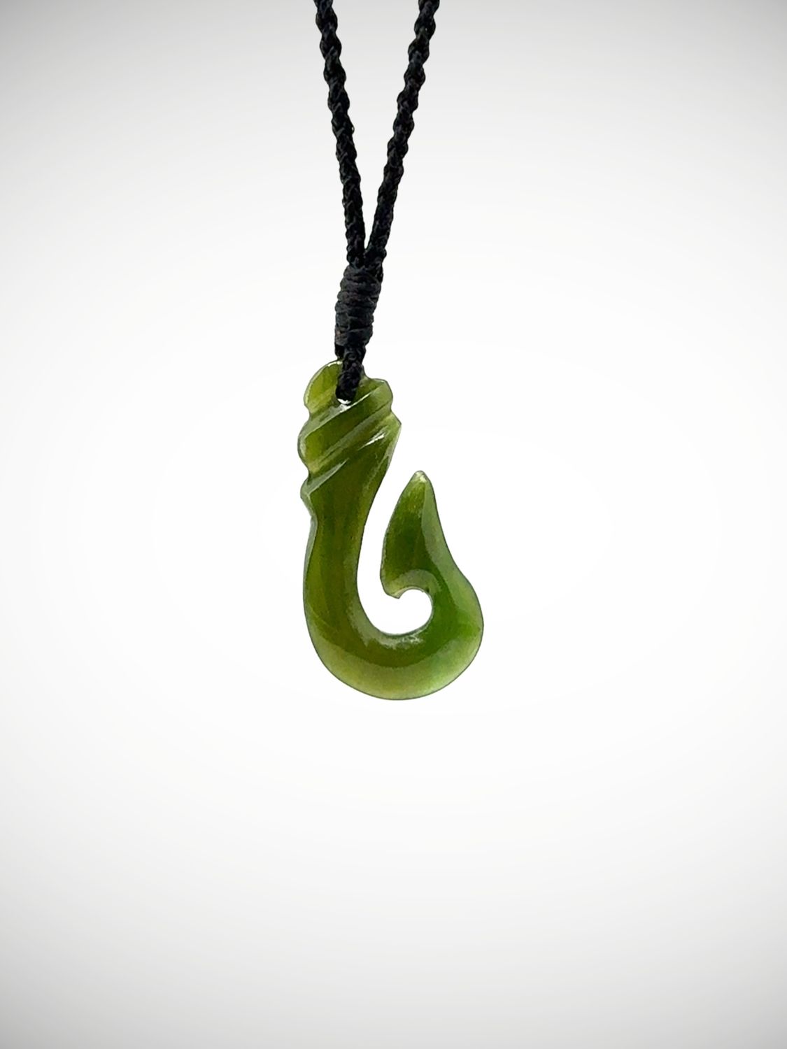 Moko Pounamu Hei Matau (Hook) NZ Genuine Kawakawa Flower Greenstone - Papapounamu
