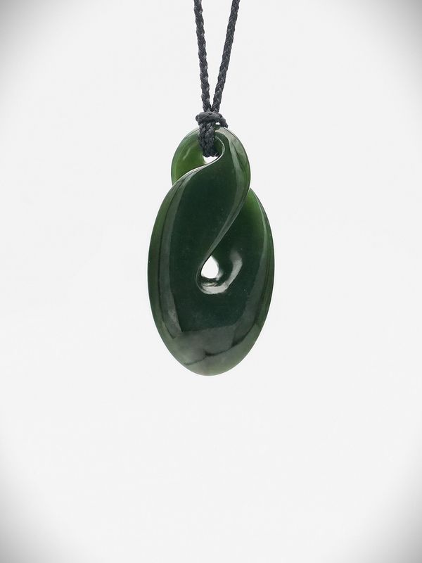 Moko Pounamu Pikorua (Twist) NZ Genuine Kawakawa Greenstone - Ohingaiti