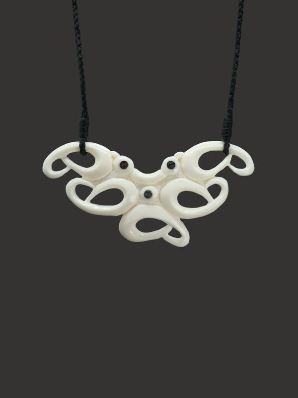 Moko Pounamu Triple Manaia Bone Carving - Tekimoka