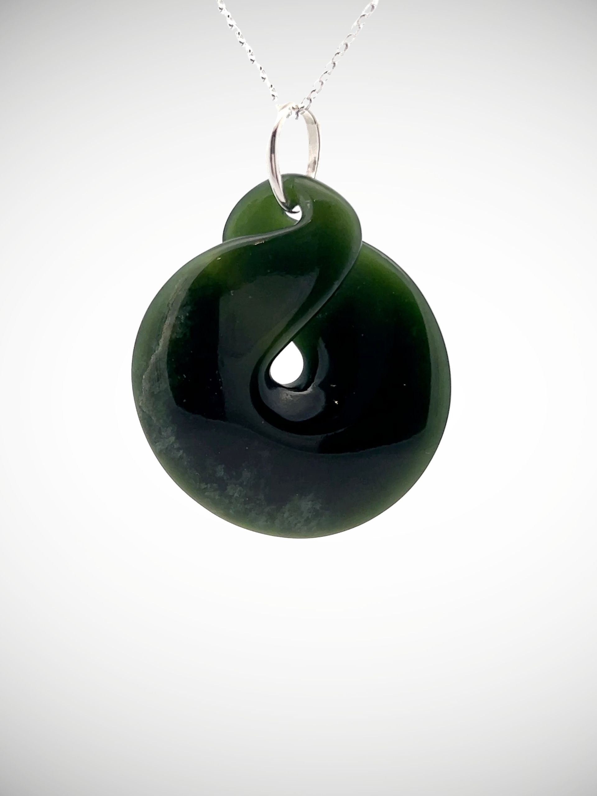 Moko Pounamu Single Pikorua NZ Genuine Kawakawa Greenstone & Sterling Silver - Te Waewae