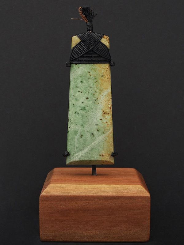 Moko Pounamu Toki NZ Genuine Kokopu Greenstone - Moawhango