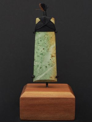 Moko Pounamu Toki NZ Genuine Kokopu Greenstone - Moawhango