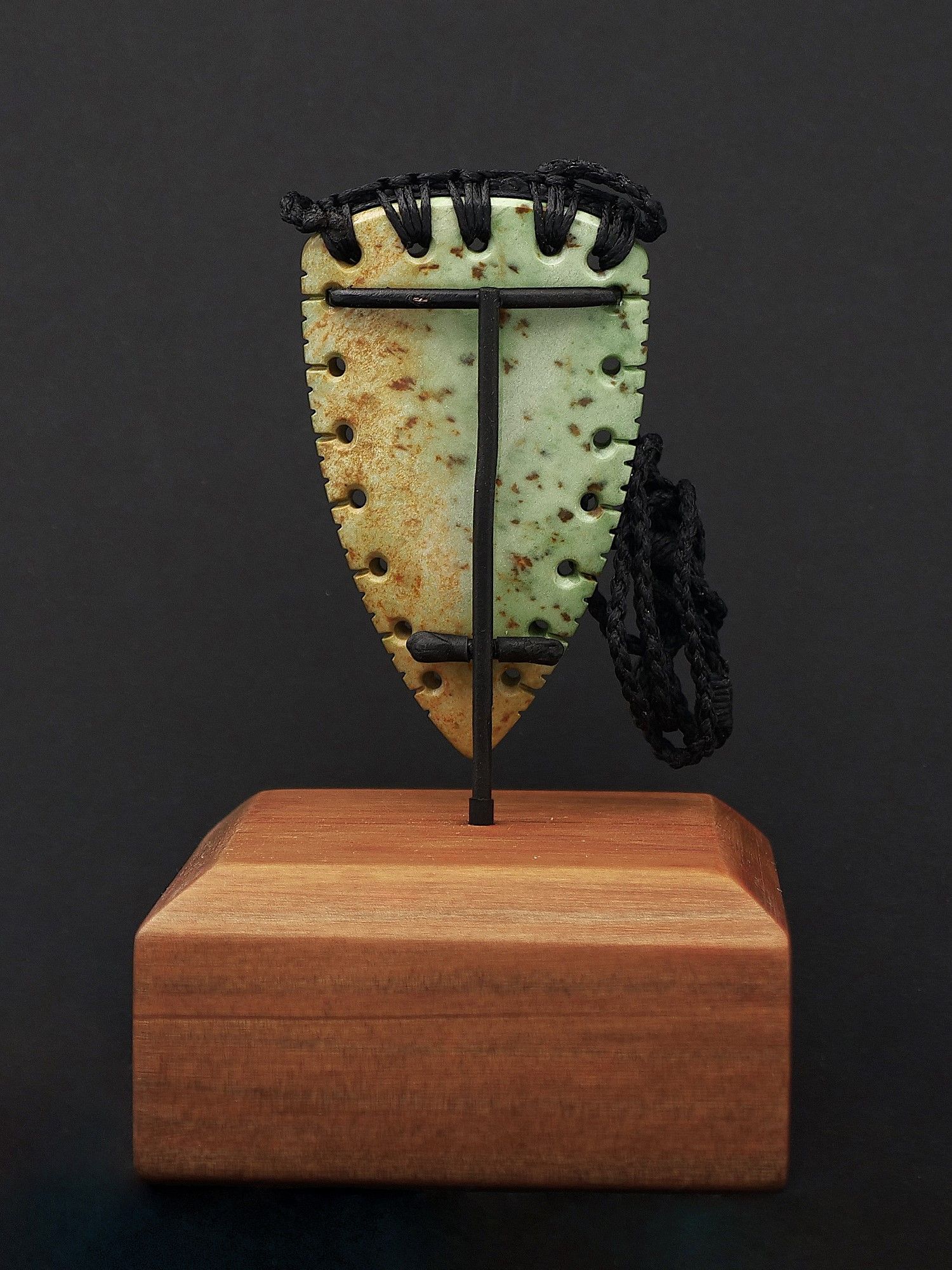 Moko Pounamu Rei Niho NZ Genuine Kokopu Greenstone - Puketapu