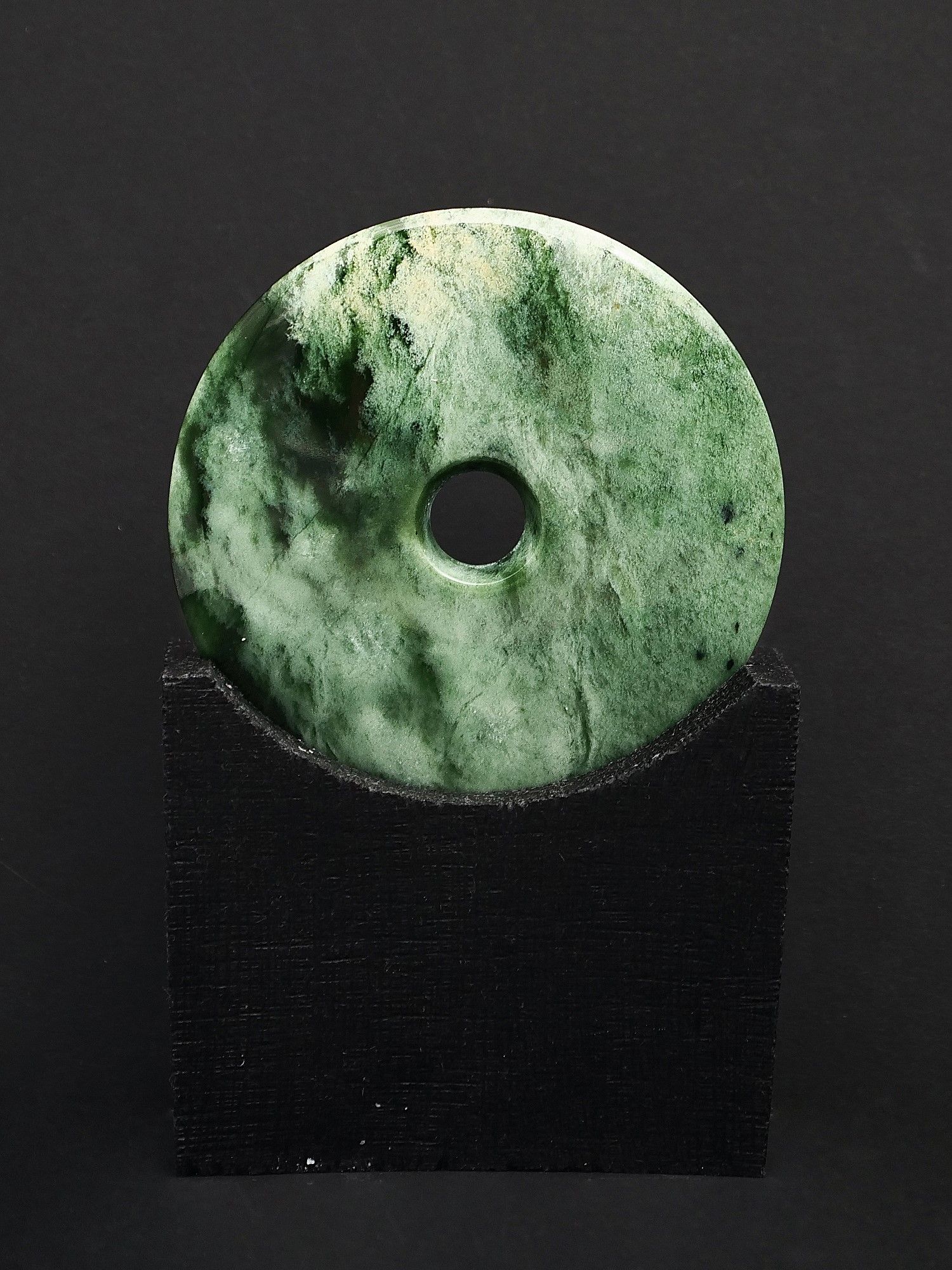 Moko Pounamu Porohita (Disc) Sculpture NZ Genuine Marsden Flower Greenstone - Nehru