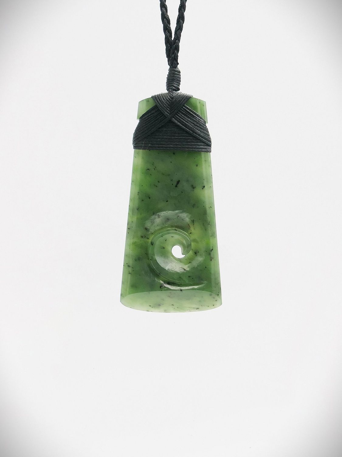 Moko Pounamu Toki with Koru NZ Genuine Kawakawa Greenstone - Maupuia