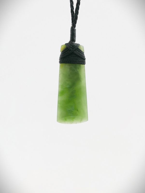 Moko Pounamu Toki NZ Genuine Kahotea Greenstone - Whanganui