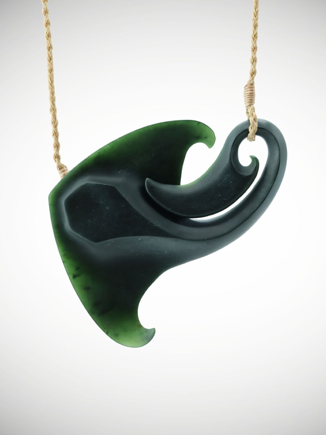 Moko Pounamu Manta Ray NZ Genuine Kawakawa Greenstone - Te Kuri