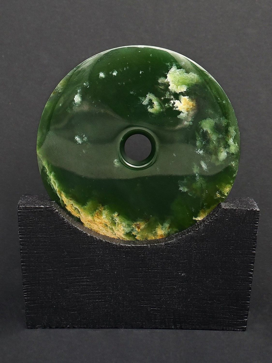 Moko Pounamu Porohita (Disc) Sculpture NZ Genuine Marsden Flower Greenstone - Mangakino