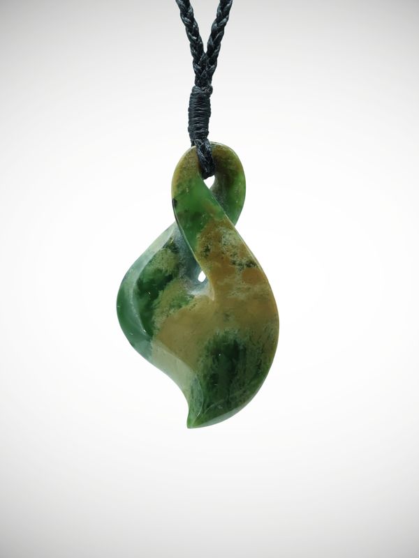 Moko Pounamu Pikorua (Twist) NZ Genuine Kahurangi Flower Greenstone - Arapohue