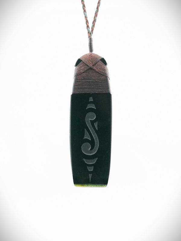 Moko Pounamu Toki NZ Genuine Tangiwai Greenstone - Unuwhao